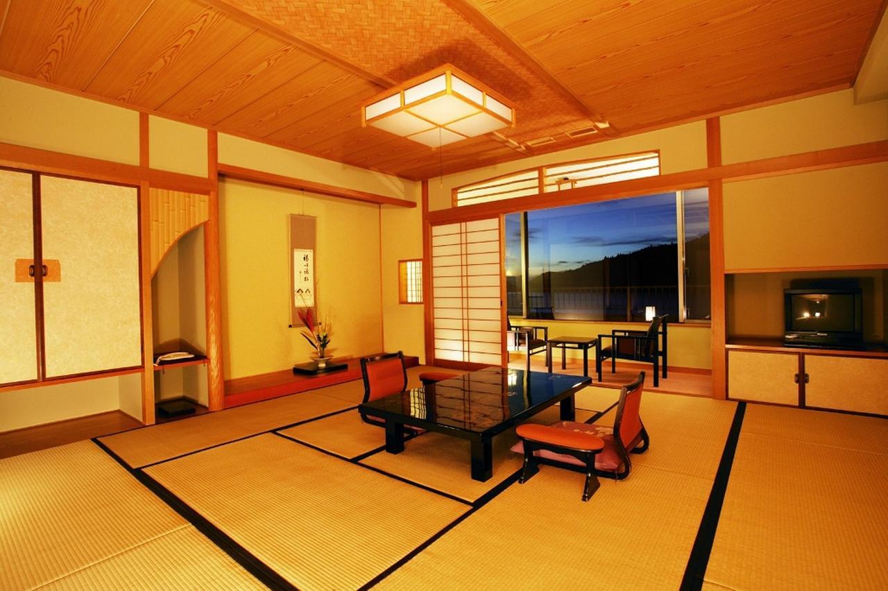 Hotel Azumaen Unzen Esterno foto